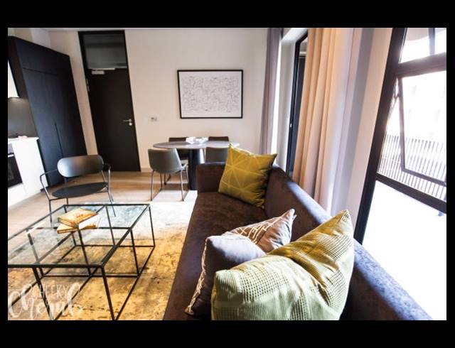 1 BEDROOM APARTMENT FOR SALE IN SANDOWN